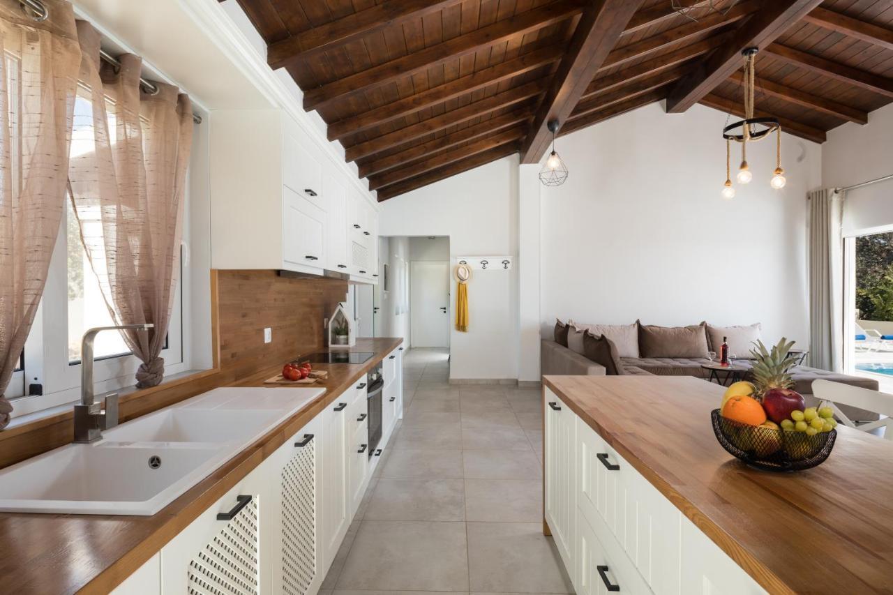 Villa Alonaki Bay Halikounas エクステリア 写真