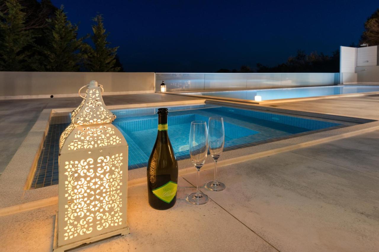 Villa Alonaki Bay Halikounas エクステリア 写真